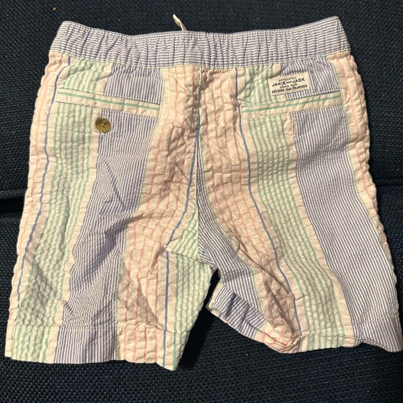 Janie and Jack seersucker boys shorts, size 5 - Picture 2 of 3